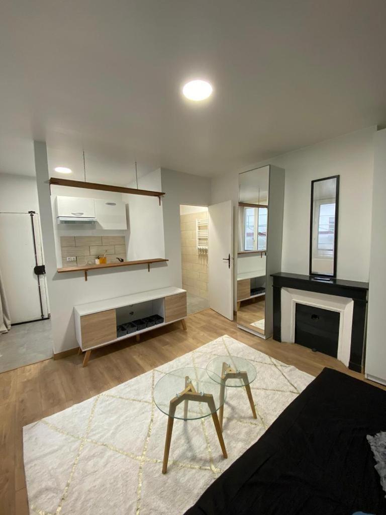 Studio Equipe, Lumineux A Paris Extérieur photo